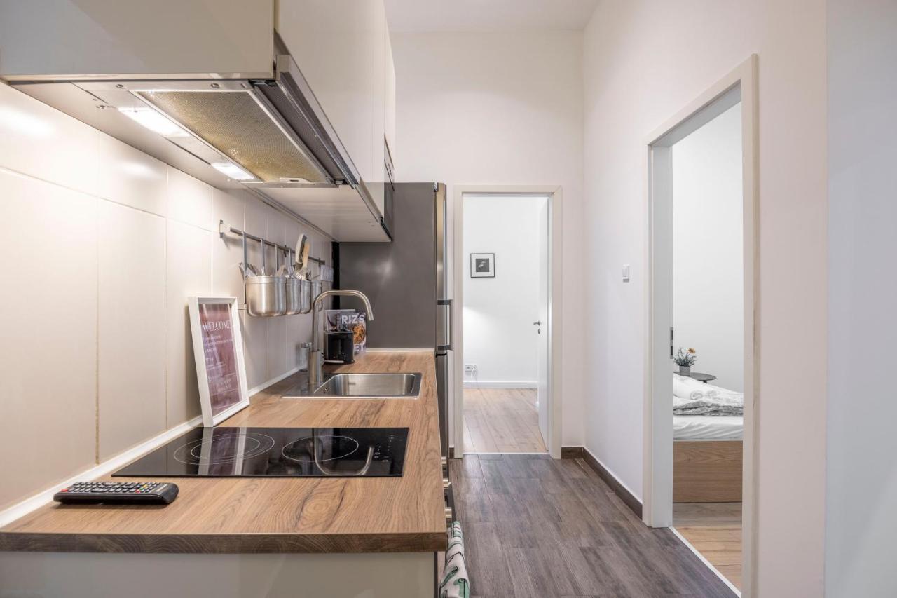 Central Grand Apartment With 5Bedrm 2Bathroom Βουδαπέστη Εξωτερικό φωτογραφία