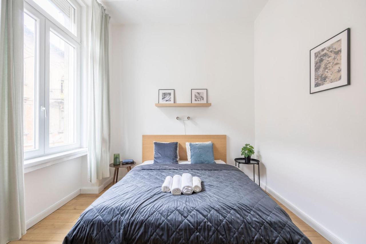 Central Grand Apartment With 5Bedrm 2Bathroom Βουδαπέστη Εξωτερικό φωτογραφία