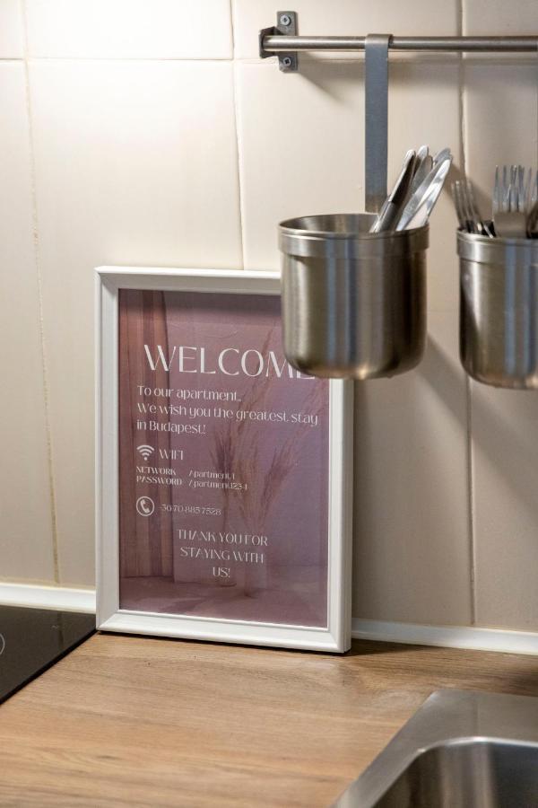 Central Grand Apartment With 5Bedrm 2Bathroom Βουδαπέστη Εξωτερικό φωτογραφία