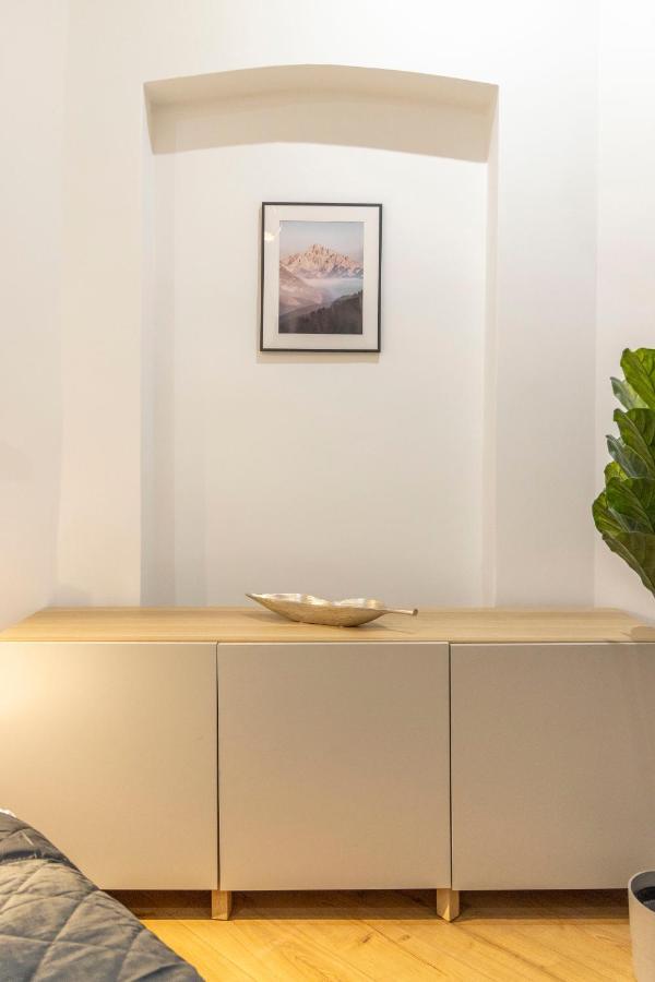 Central Grand Apartment With 5Bedrm 2Bathroom Βουδαπέστη Εξωτερικό φωτογραφία